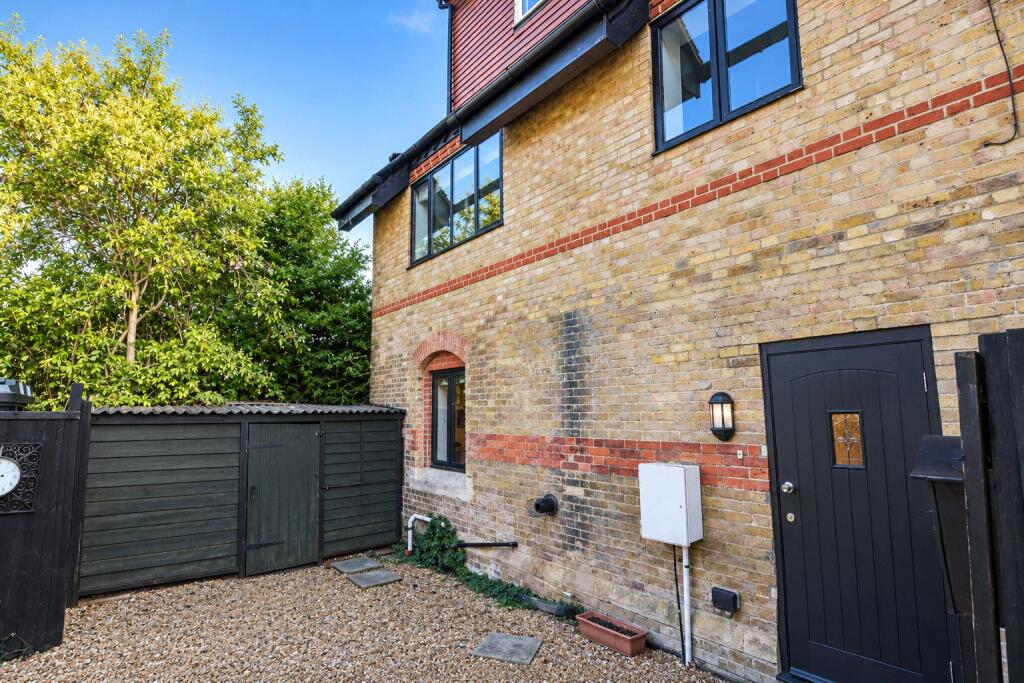 3 bed End of Terrace for rent in Matching Tye. From Mullucks - Bishop's Stortford