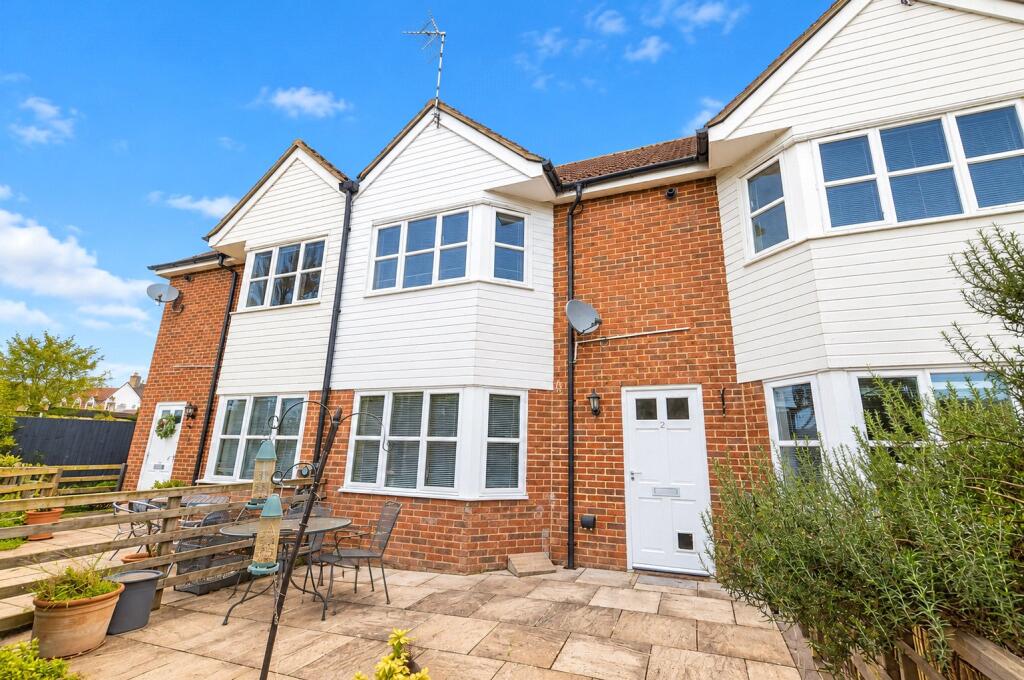 2 bed Mid Terraced House for rent in Linton. From Mullucks - Bishop's Stortford 2 bed Mid Terraced House for rent in Linton. From Mullucks - Bishop's Stortford