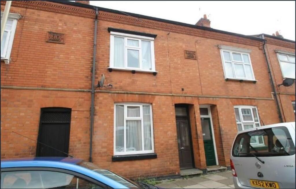 4 bed Mid Terraced House for rent in Stoughton. From Barkers - Leicester