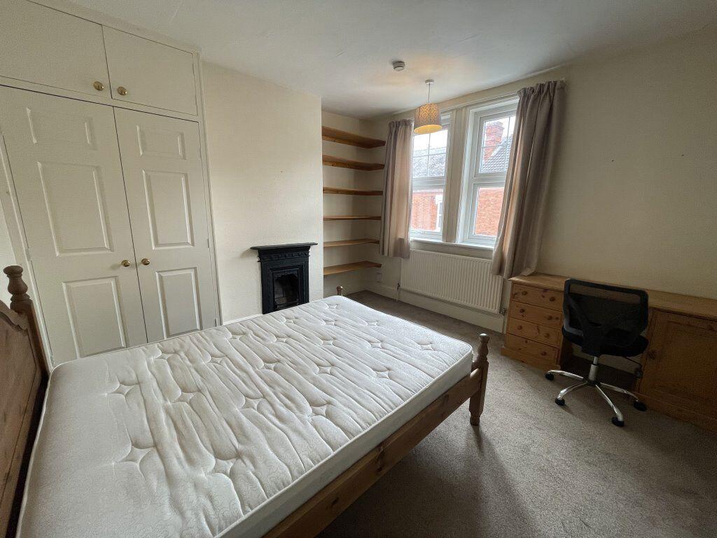3 bed Mid Terraced House for rent in Leicester. From Barkers - Leicester 3 bed Mid Terraced House for rent in Leicester. From Barkers - Leicester