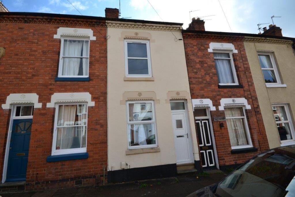 2 bed Mid Terraced House for rent in Leicester. From Barkers - Leicester