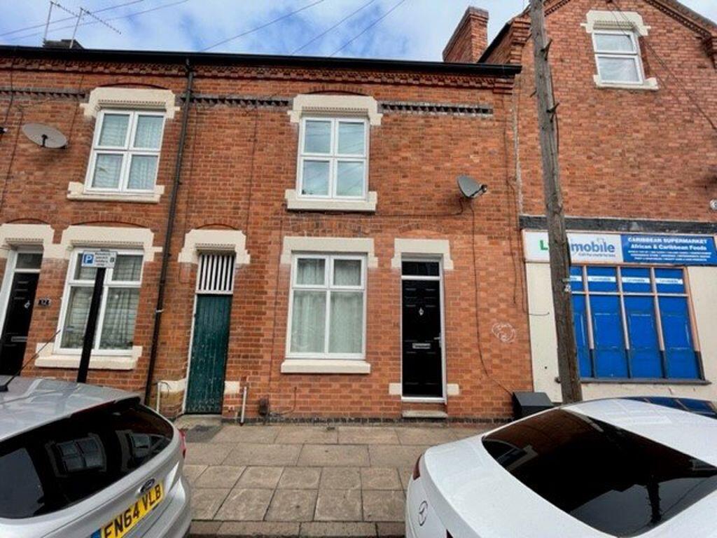 2 bed Mid Terraced House for rent in Stoughton. From Barkers - Leicester