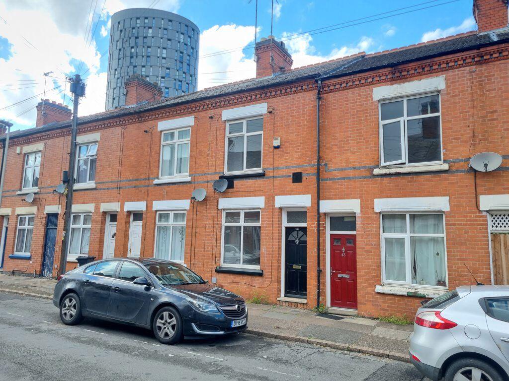 3 bed Mid Terraced House for rent in Leicester. From Barkers - Leicester