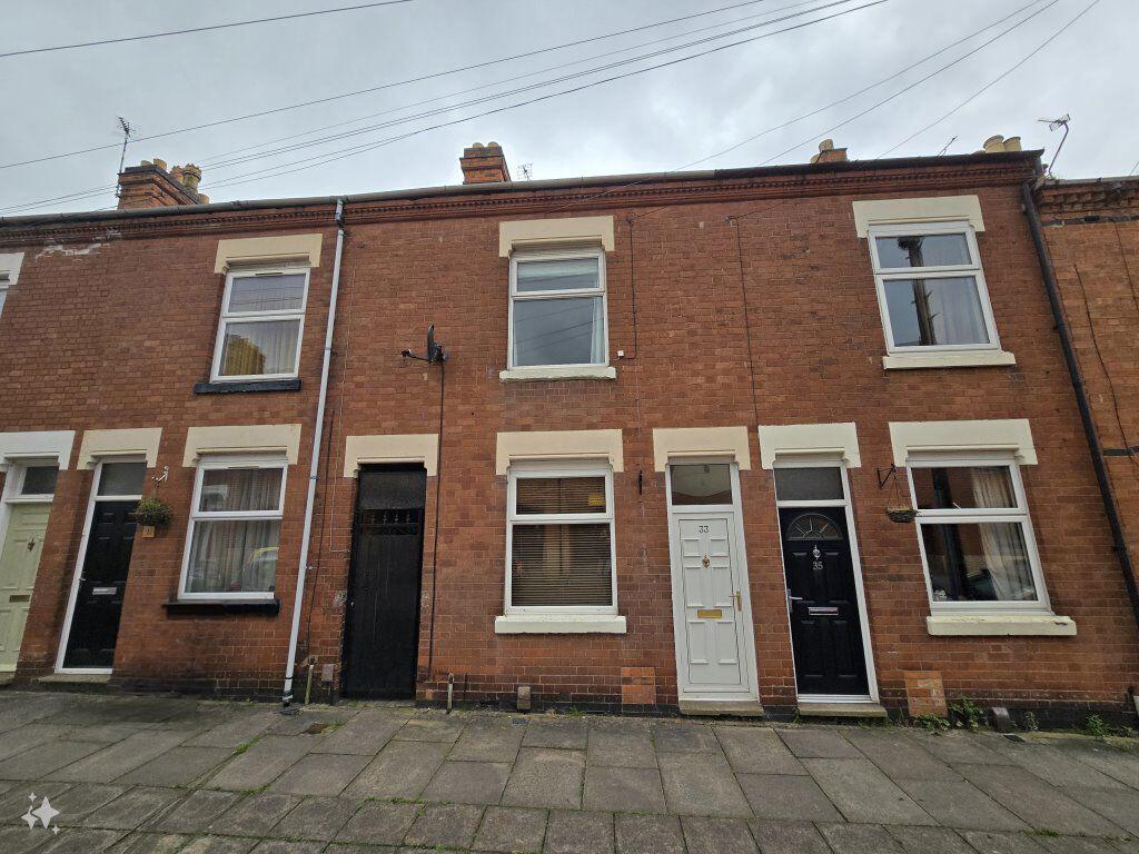 2 bed Mid Terraced House for rent in Stoughton. From Barkers - Leicester