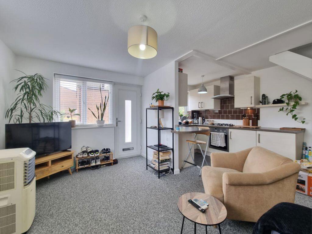 1 bed Detached for rent in Loughborough. From Barkers - Leicester