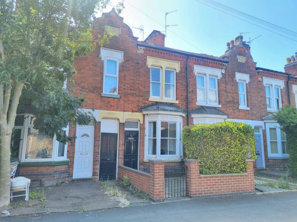 2 bed Mid Terraced House for rent in Leicester. From Barkers - Leicester