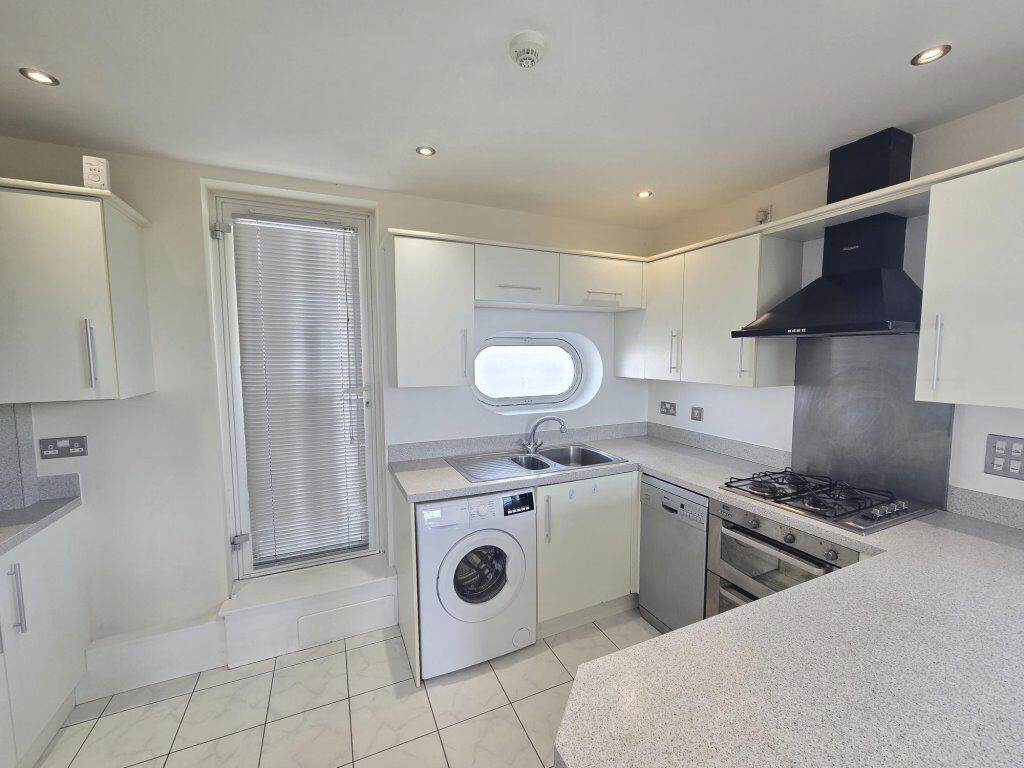 2 bed 1st Floor Flat for rent in Leicester. From Barkers - Leicester