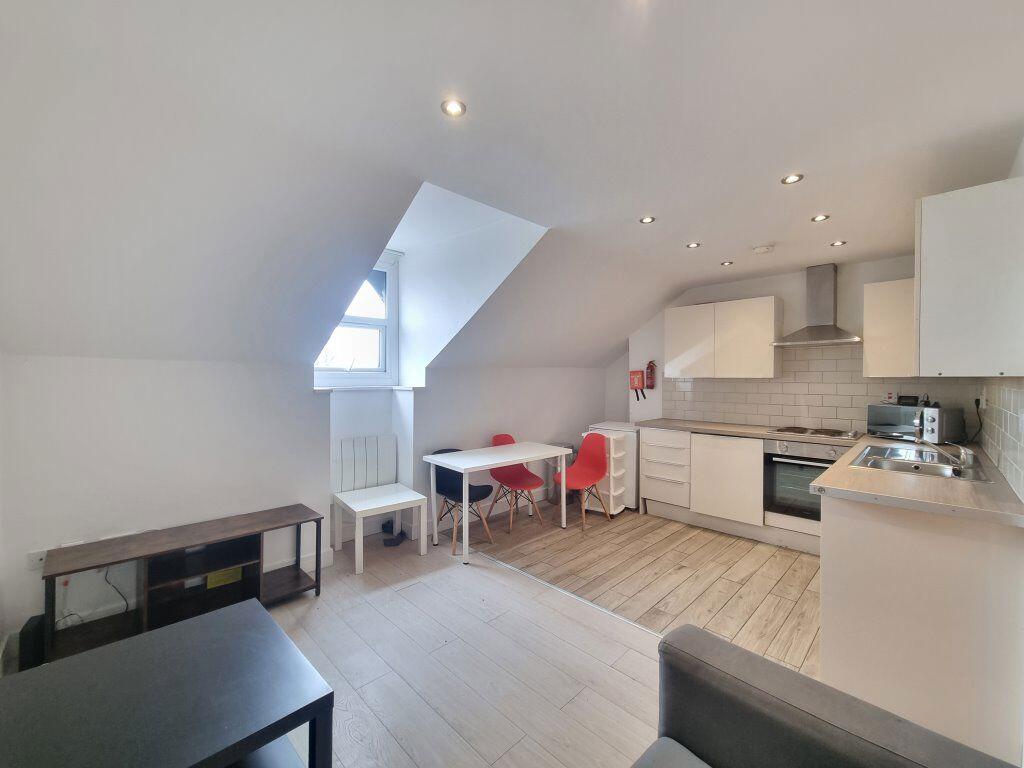 2 bed 1st Floor Flat for rent in Leicester. From Barkers - Leicester 2 bed 1st Floor Flat for rent in Leicester. From Barkers - Leicester