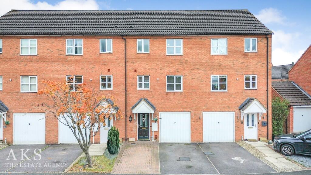 4 bed Detached for rent in Hilton. From AKS - Derby
