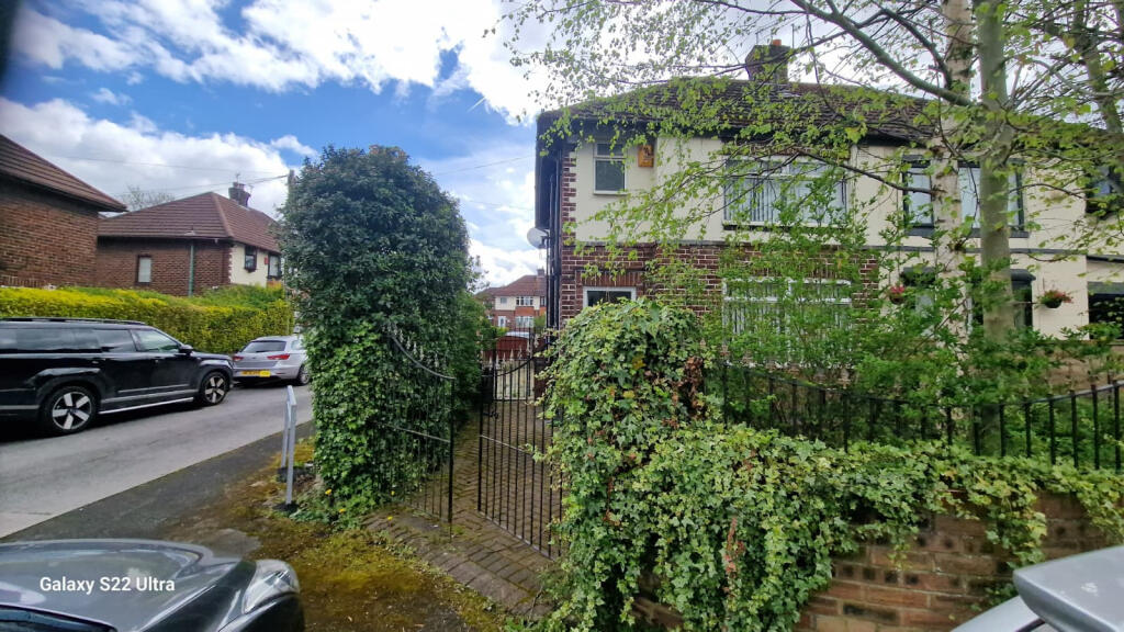 3 bed Semi Detached for rent in Denton. From Mustafa & Co Property Management - Manchester