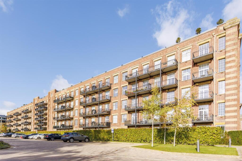 3 bed Apartment for rent in York. From Naish Estate Agents - York 3 bed Apartment for rent in York. From Naish Estate Agents - York