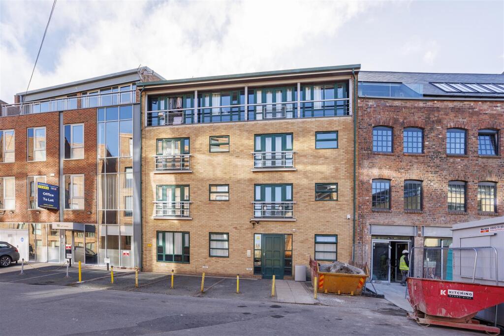 2 bed 1st Floor Flat for rent in York. From Naish Estate Agents - York