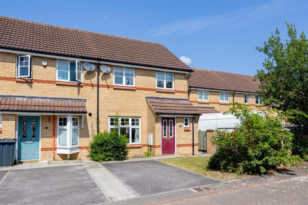 3 bed End of Terrace for rent in York. From Naish Estate Agents - York 3 bed End of Terrace for rent in York. From Naish Estate Agents - York