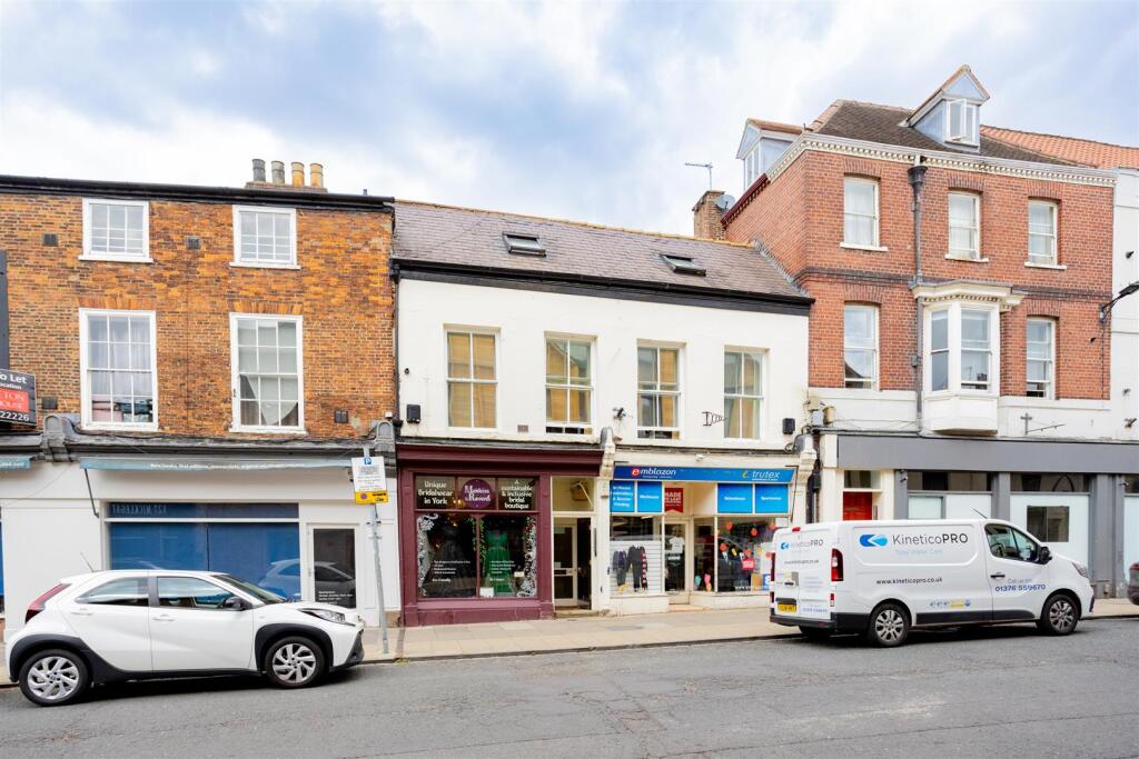 2 bed Apartment for rent in York. From Naish Estate Agents - York