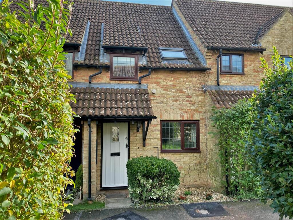 2 bed Mid Terraced House for rent in Newent. From Naylor Powell - Gloucester