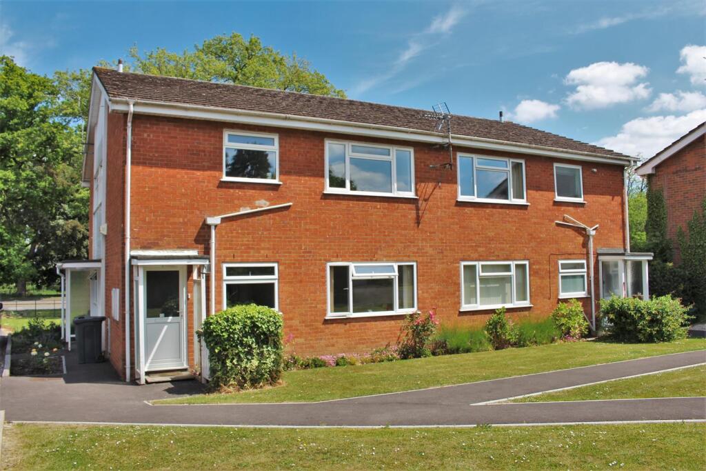 2 bed Annexe for rent in Gloucester. From Naylor Powell - Gloucester