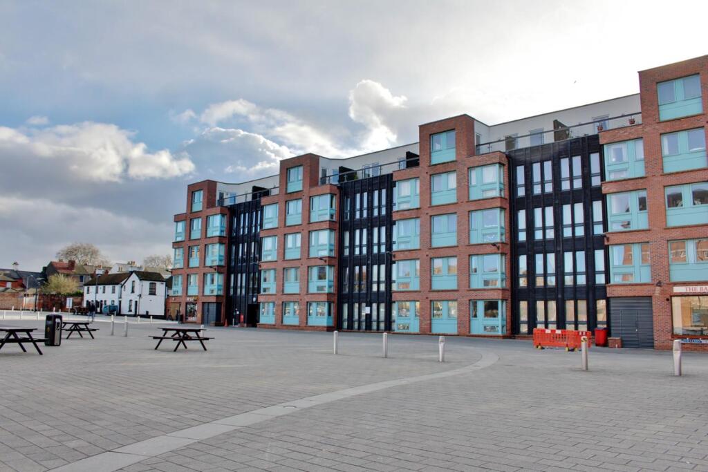2 bed Apartment for rent in Gloucester. From Naylor Powell - Gloucester 2 bed Apartment for rent in Gloucester. From Naylor Powell - Gloucester