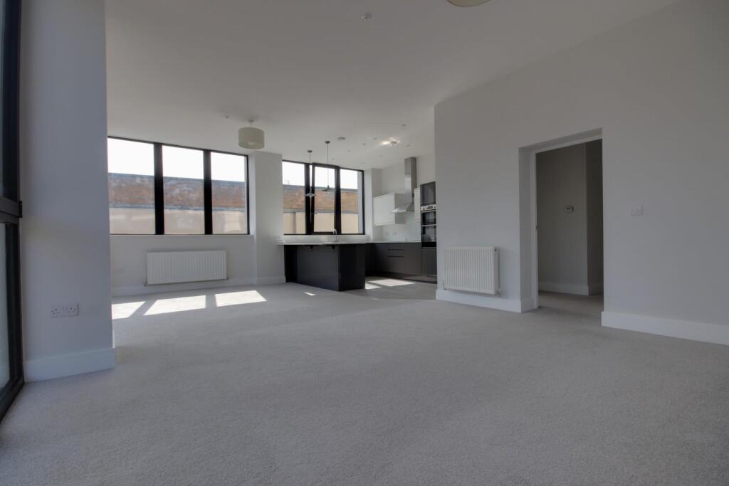 2 bed Apartment for rent in Gloucester. From Naylor Powell - Gloucester