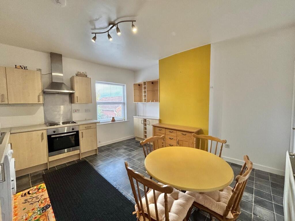 2 bed 1st Floor Flat for rent in Hucknall. From Need 2 View - Nottingham