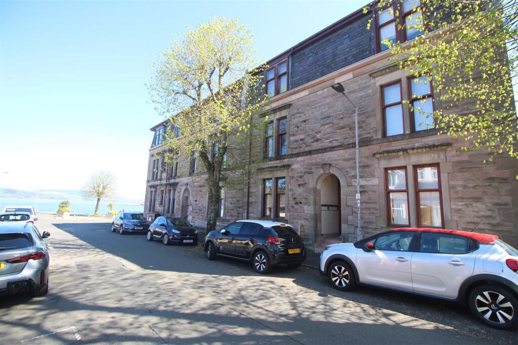 1 bed 1st Floor Flat for rent in Gourock. From Neill Clerk - Greenock