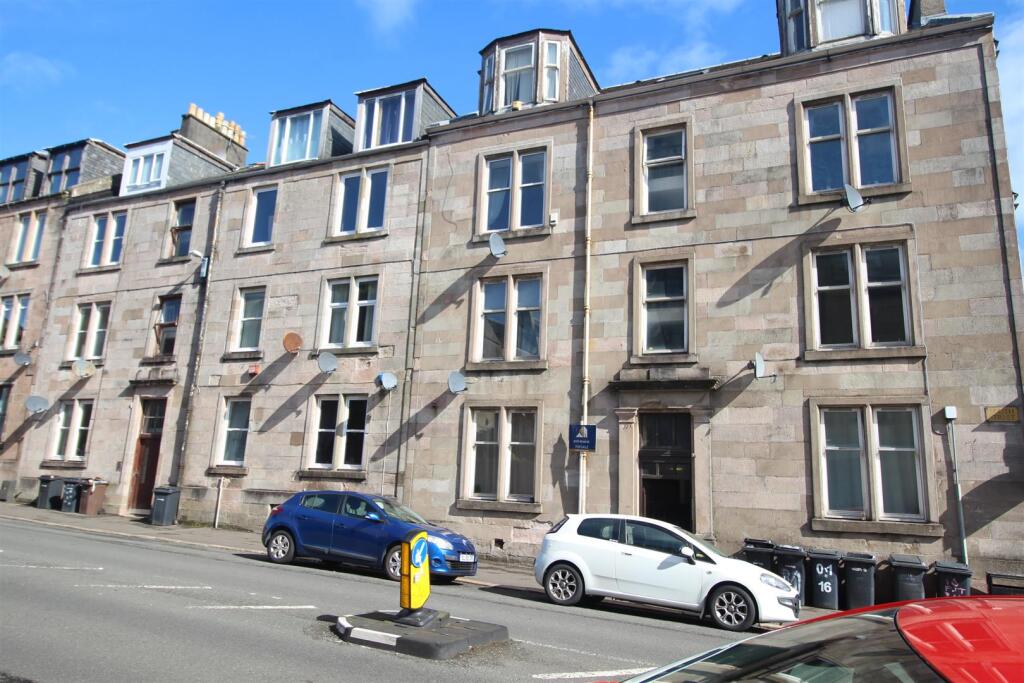 2 bed 1st Floor Flat for rent in Inverkip. From Neill Clerk - Greenock 2 bed 1st Floor Flat for rent in Inverkip. From Neill Clerk - Greenock