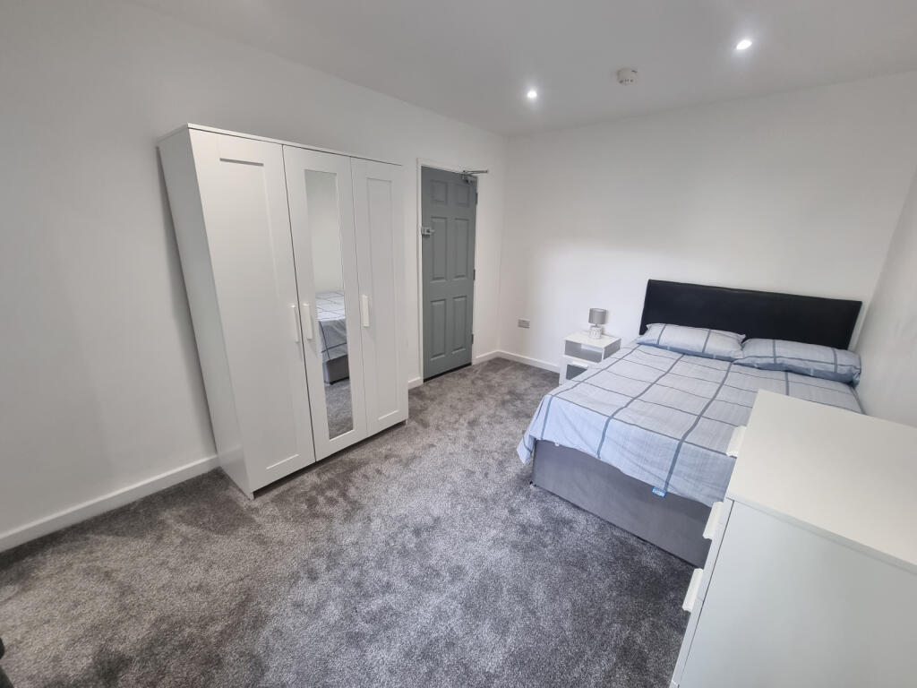 1 bed Mid Terraced House for rent in Portsmouth. From New Era Agency Ltd - Southsea 1 bed Mid Terraced House for rent in Portsmouth. From New Era Agency Ltd - Southsea