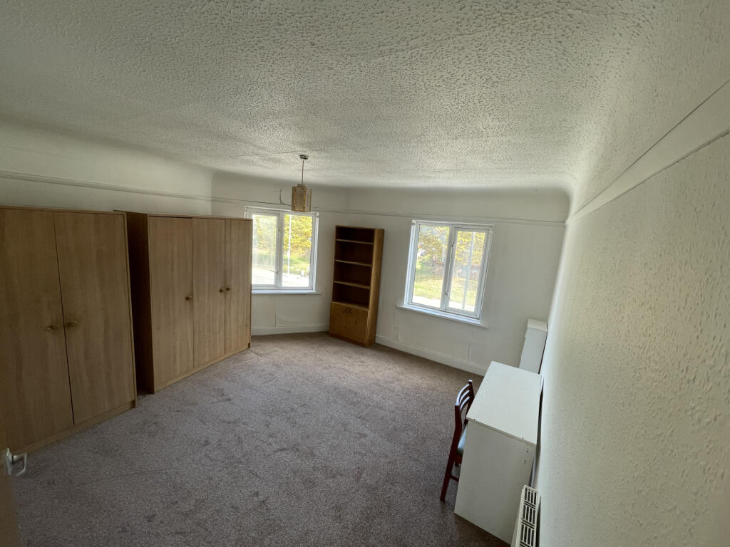 1 bed 1st Floor Flat for rent in Portsmouth. From New Era Agency Ltd - Southsea