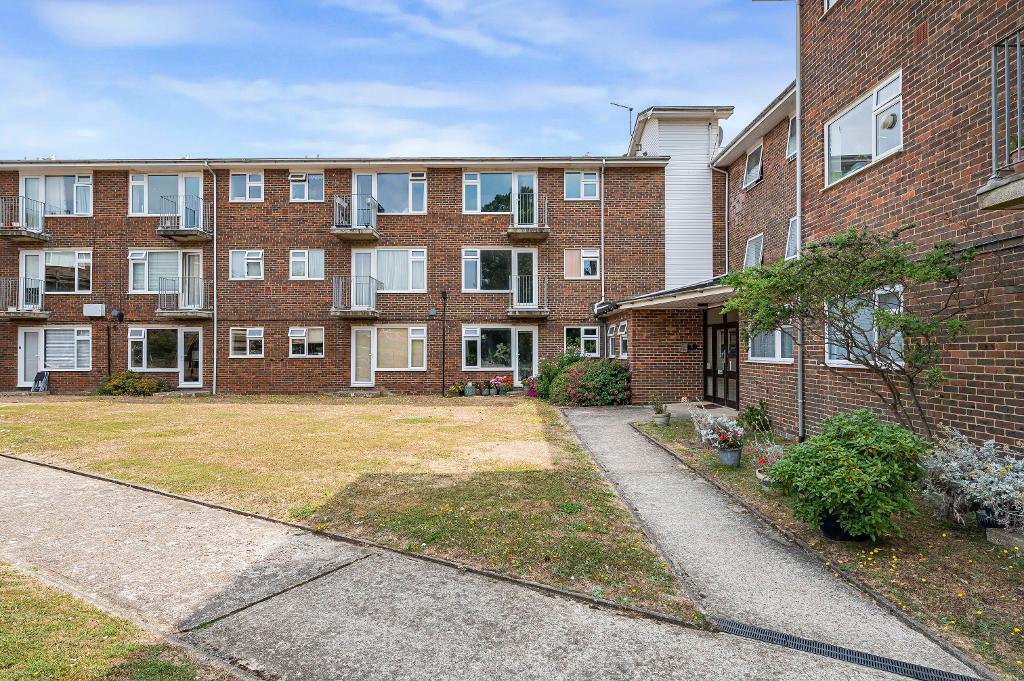 1 bed 1st Floor Flat for rent in Seaford. From Newberry Tully - Seaford 1 bed 1st Floor Flat for rent in Seaford. From Newberry Tully - Seaford