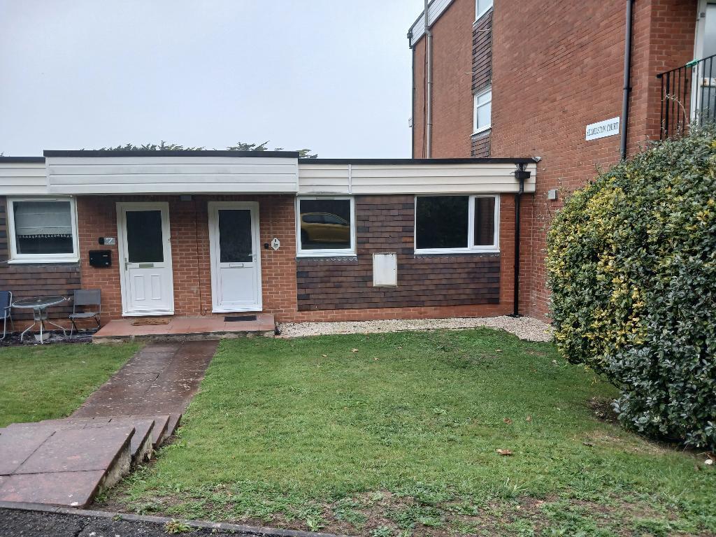 2 bed 1st Floor Flat for rent in Bishopstone. From Newberry Tully - Seaford 2 bed 1st Floor Flat for rent in Bishopstone. From Newberry Tully - Seaford