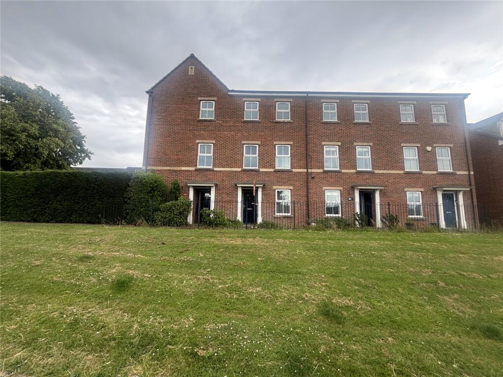 4 bed Mid Terraced House for rent in Durham. From Newfield Estates - Durham