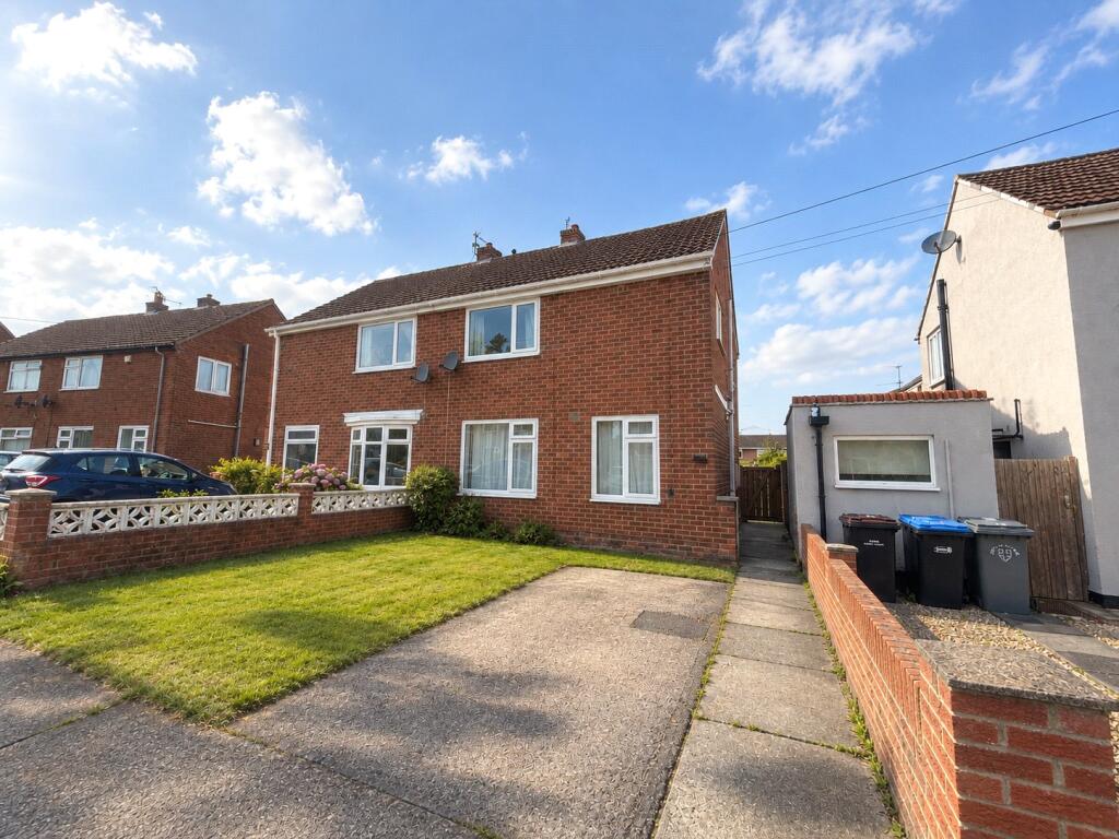 3 bed Semi Detached for rent in Durham. From Newfield Estates - Durham