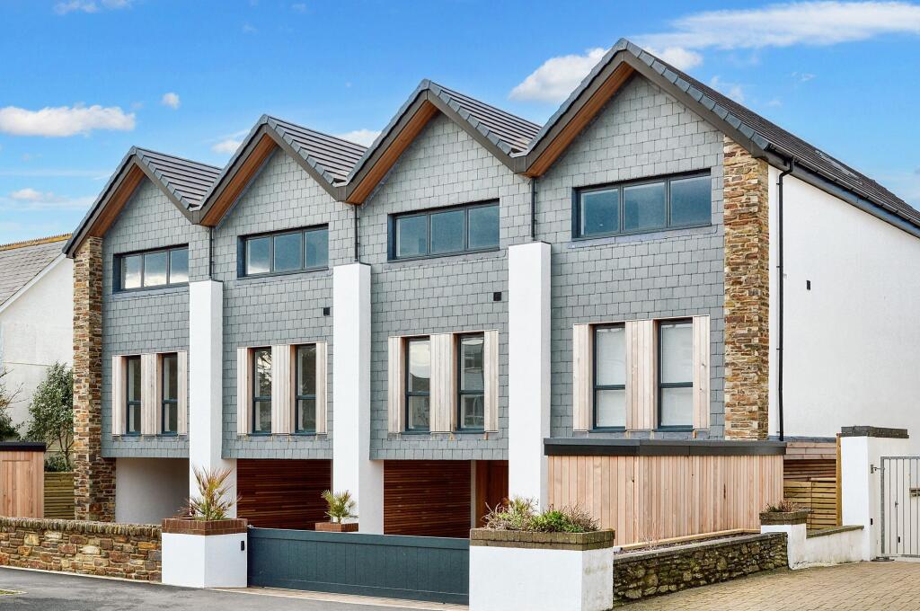 4 bed End of Terrace for rent in Newquay. From Newquay Property Centre - Newquay