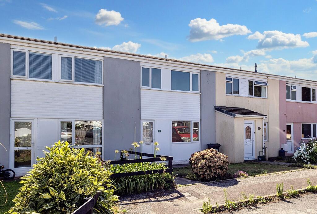 3 bed Mid Terraced House for rent in Newquay. From Newquay Property Centre - Newquay 3 bed Mid Terraced House for rent in Newquay. From Newquay Property Centre - Newquay