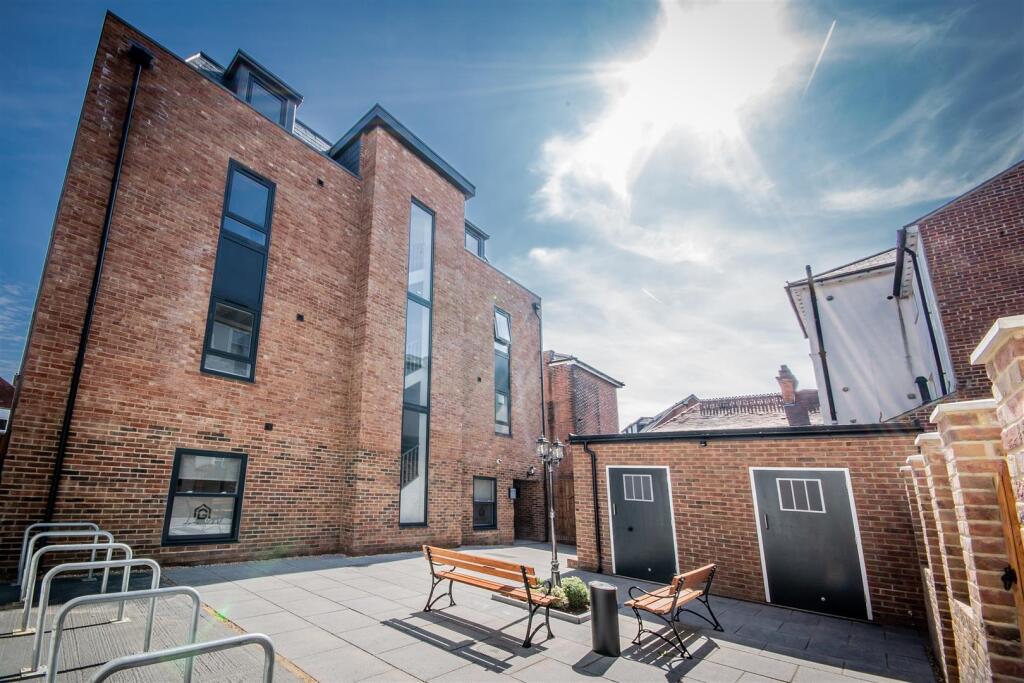 2 bed Apartment for rent in Portsmouth. From NEXA Properties - Southsea