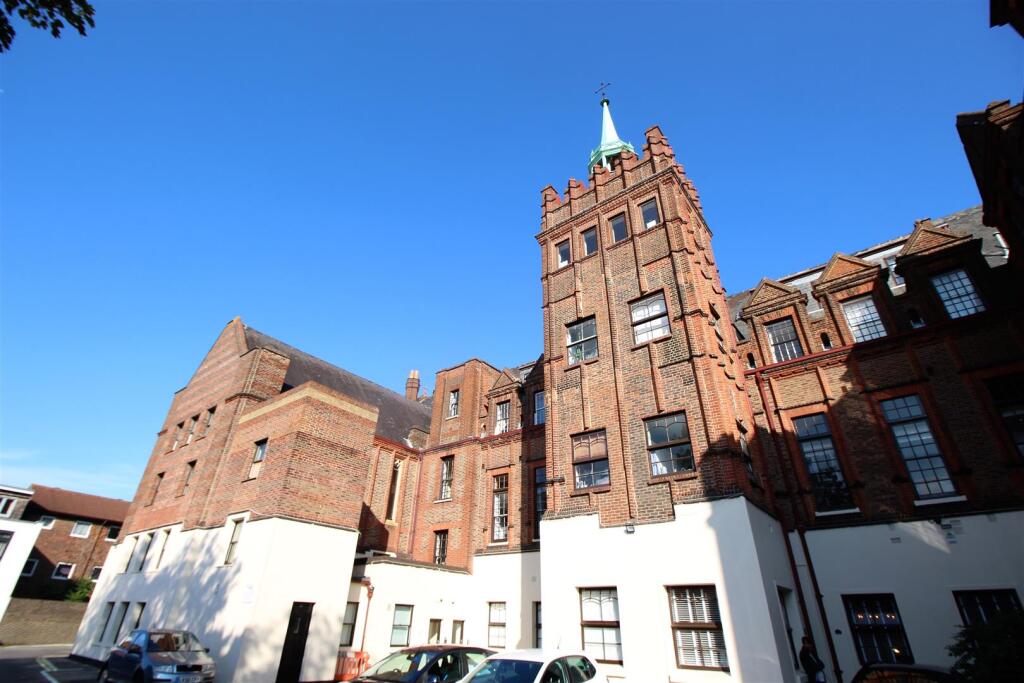 1 bed 1st Floor Flat for rent in Portsmouth. From NEXA Properties - Southsea 1 bed 1st Floor Flat for rent in Portsmouth. From NEXA Properties - Southsea