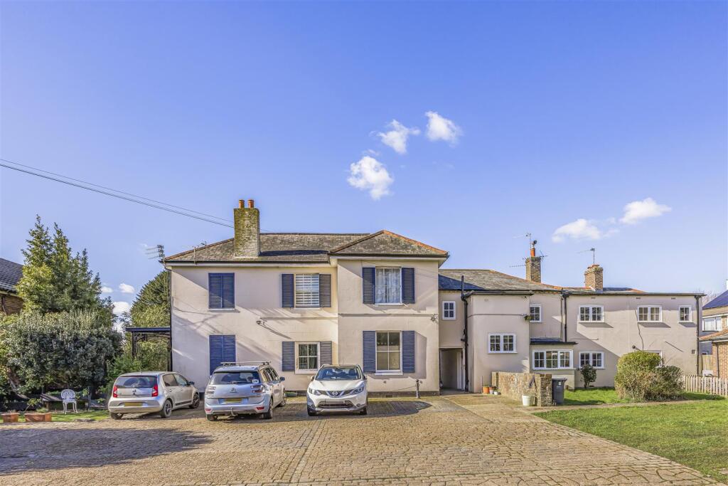 2 bed Cottage for rent in Havant. From NEXA Properties - Southsea 2 bed Cottage for rent in Havant. From NEXA Properties - Southsea