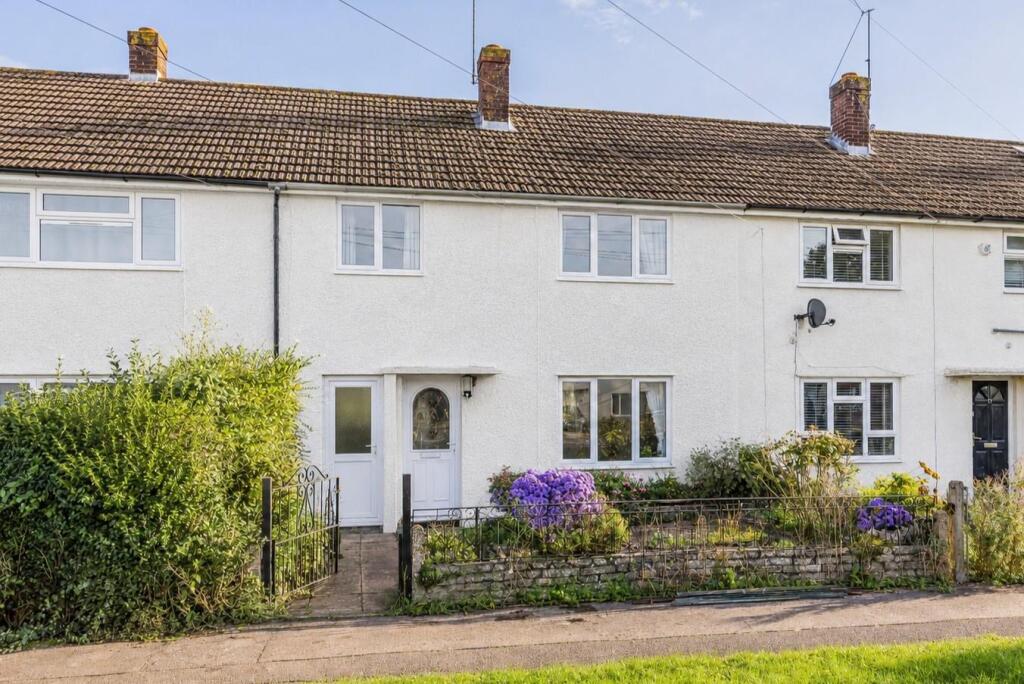 3 bed Mid Terraced House for rent in Havant. From NEXA Properties - Southsea 3 bed Mid Terraced House for rent in Havant. From NEXA Properties - Southsea