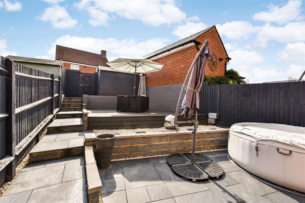 3 bed Mid Terraced House for rent in Furzeley Corner. From NEXA Properties - Southsea 3 bed Mid Terraced House for rent in Furzeley Corner. From NEXA Properties - Southsea