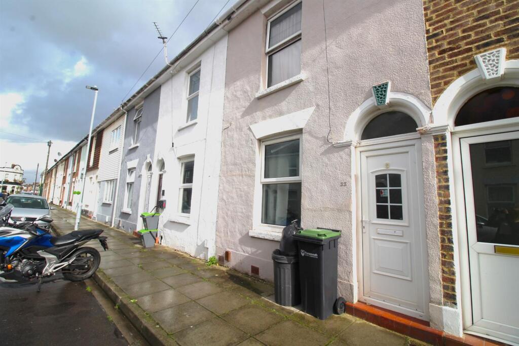 2 bed Mid Terraced House for rent in Portsmouth. From NEXA Properties - Southsea 2 bed Mid Terraced House for rent in Portsmouth. From NEXA Properties - Southsea