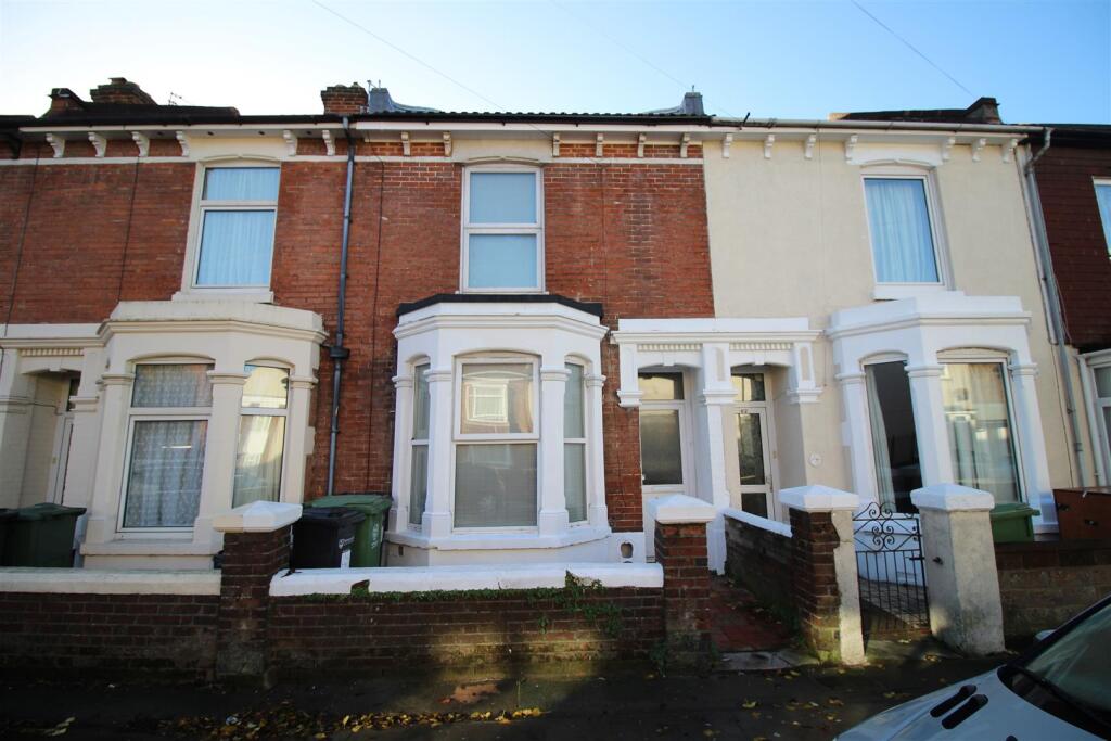 7 bed Mid Terraced House for rent in Portsmouth. From NEXA Properties - Southsea