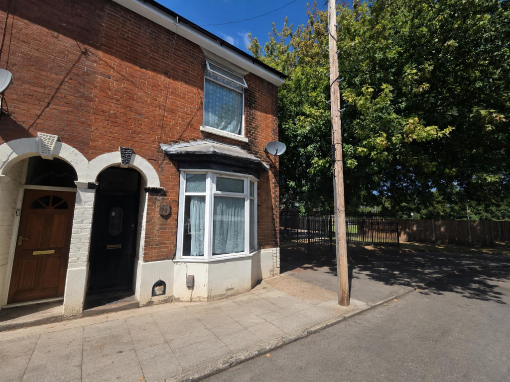 3 bed Semi Detached for rent in Portsmouth. From NEXA Properties - Southsea