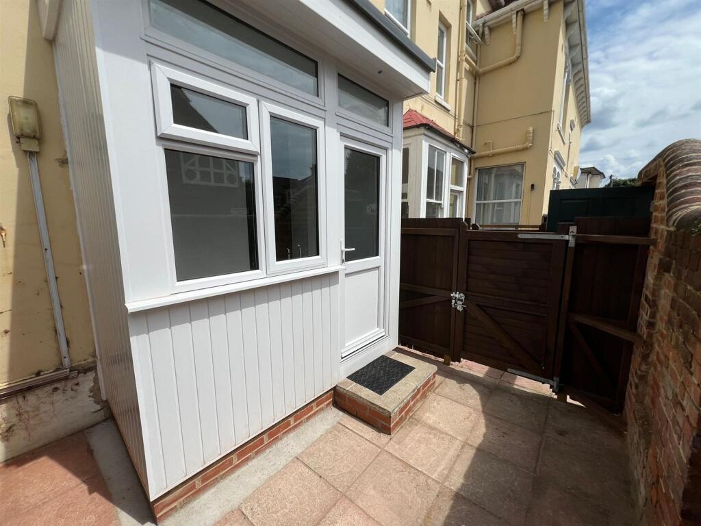 1 bed 1st Floor Flat for rent in Portsmouth. From NEXA Properties - Southsea