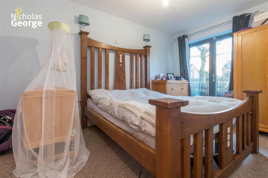 2 bed 1st Floor Flat for rent in Smethwick. From Nicholas George Ltd - Moseley