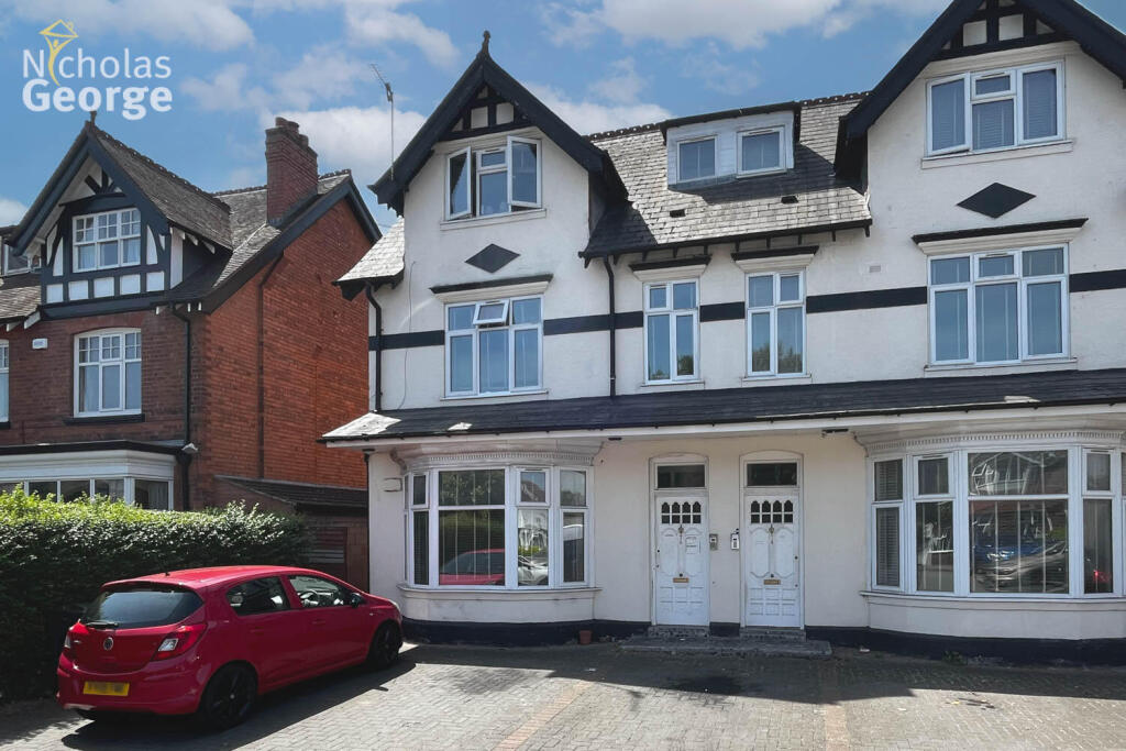 3 bed 1st Floor Flat for rent in Birmingham. From Nicholas George Ltd - Moseley