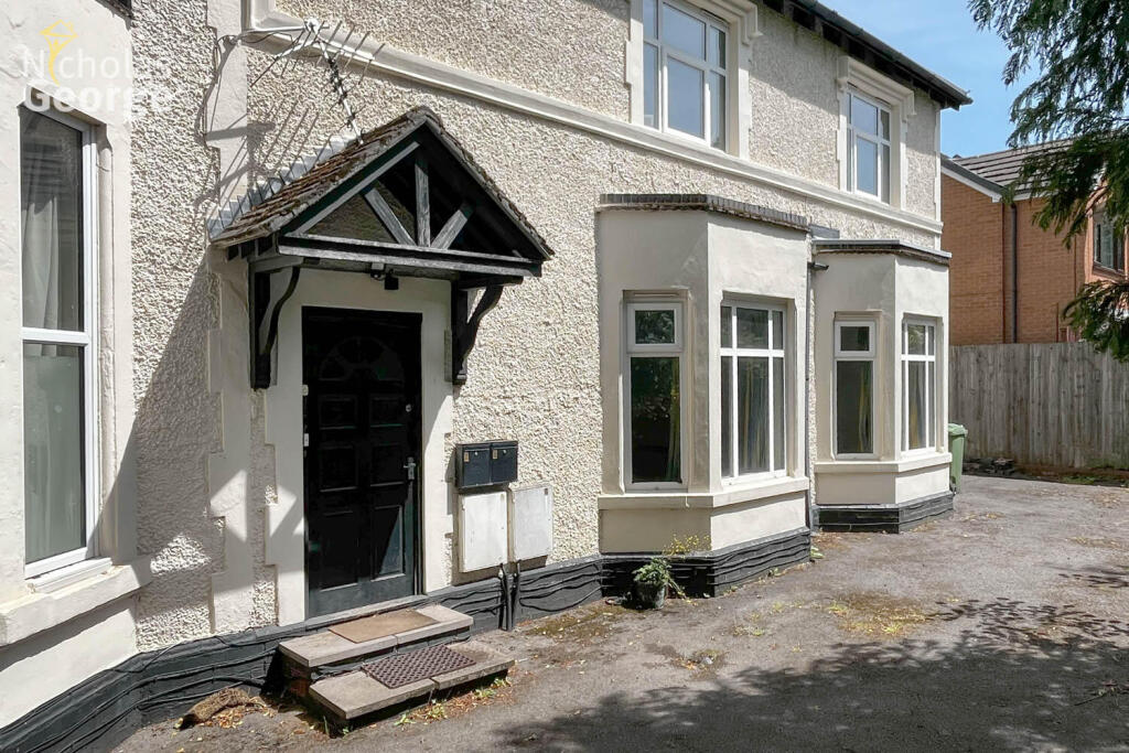 2 bed 1st Floor Flat for rent in Birmingham. From Nicholas George Ltd - Moseley 2 bed 1st Floor Flat for rent in Birmingham. From Nicholas George Ltd - Moseley
