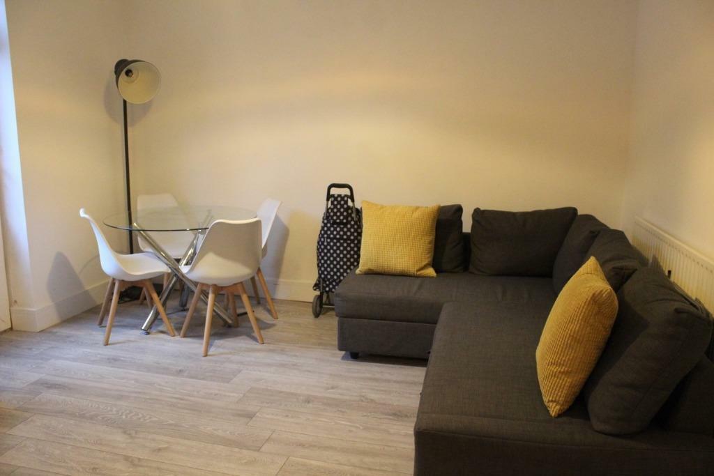 5 bed Detached for rent in Nottingham. From Nicholas Humphreys - Nottingham