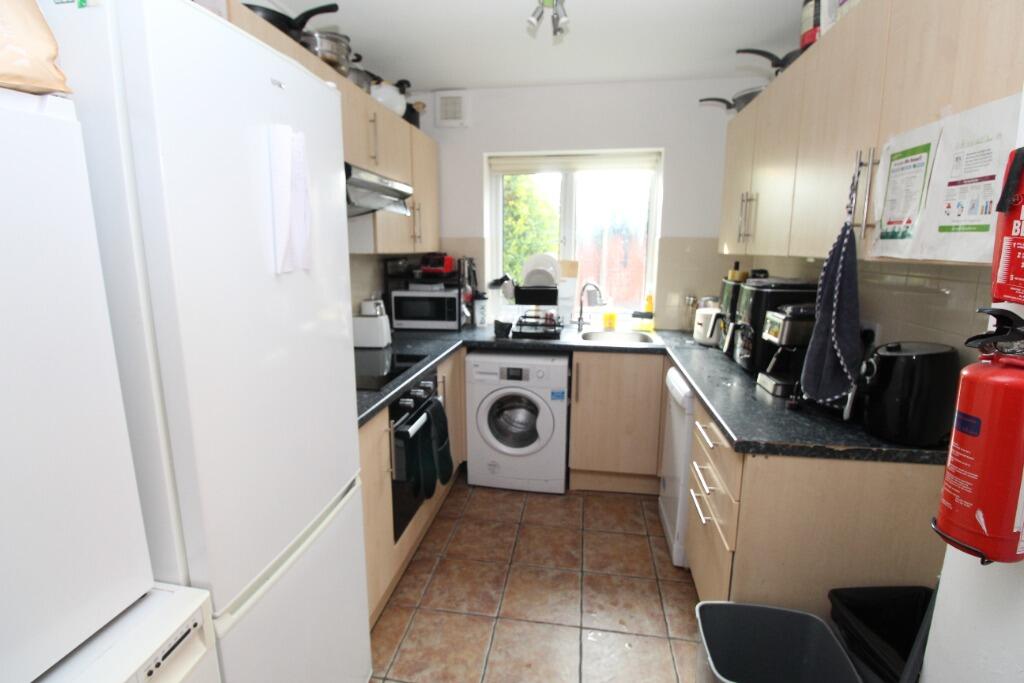 1 bed Mid Terraced House for rent in Nottingham. From Nicholas Humphreys - Nottingham