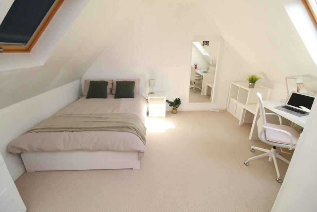 5 bed Bungalow for rent in Strelley. From Nicholas Humphreys - Nottingham
