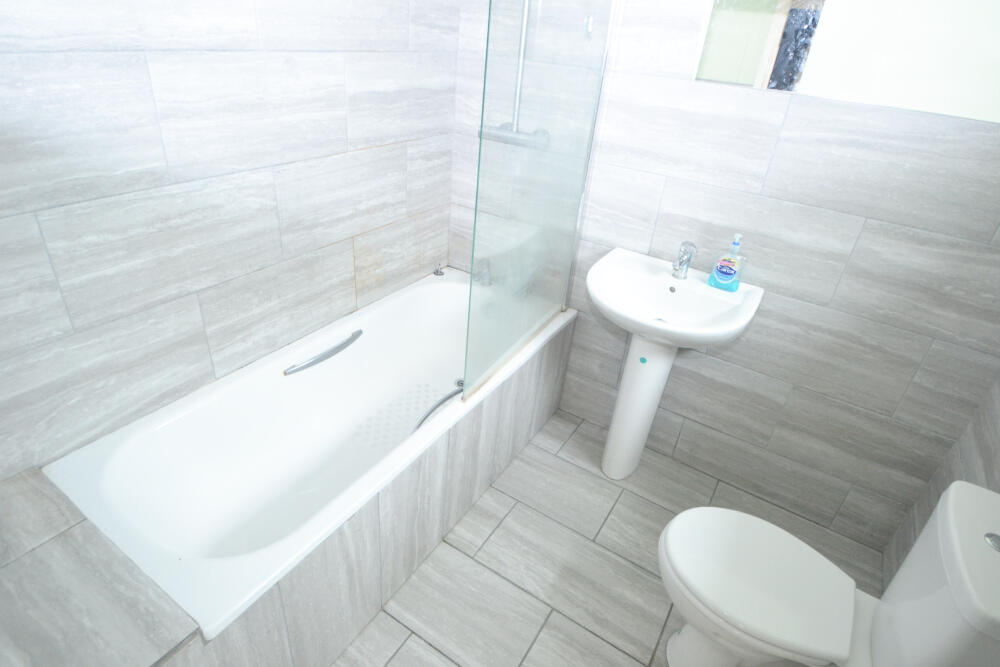 2 bed Mid Terraced House for rent in Nottingham. From Nicholas Humphreys - Nottingham