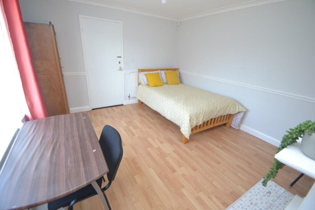 4 bed Detached for rent in Nottingham. From Nicholas Humphreys - Nottingham 4 bed Detached for rent in Nottingham. From Nicholas Humphreys - Nottingham